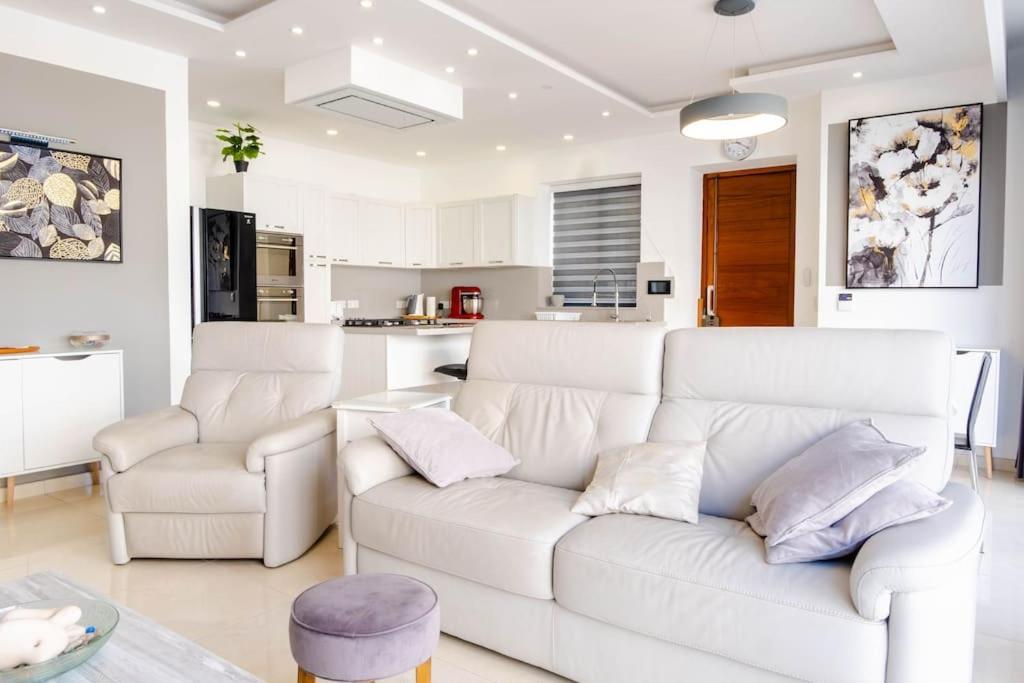 Mellieha, Luxury 3 Bedroom Azure Maisonette Dış mekan fotoğraf